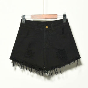 Dove shorts met gaten